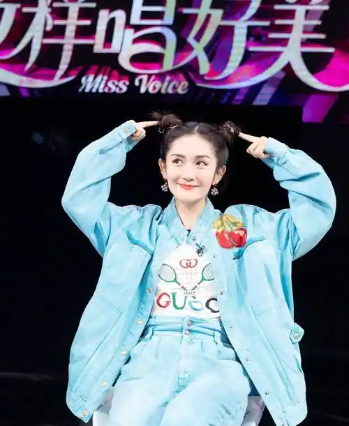 的帮助才得以在今天取得成就,例如现在以搞笑艺人身份相当活跃的杨迪