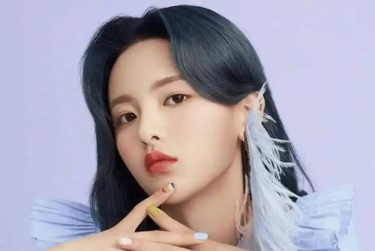 原创女团出身的杨超越独特的综艺感收获无数粉丝你粉上她了吗