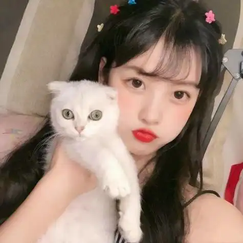 qq头像女生萌带贴纸超清可爱超萌的贴纸女头像图片