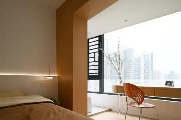 这是我见过最巧妙的飘窗台设计!直接就让丑户型实现了逆袭,真赞