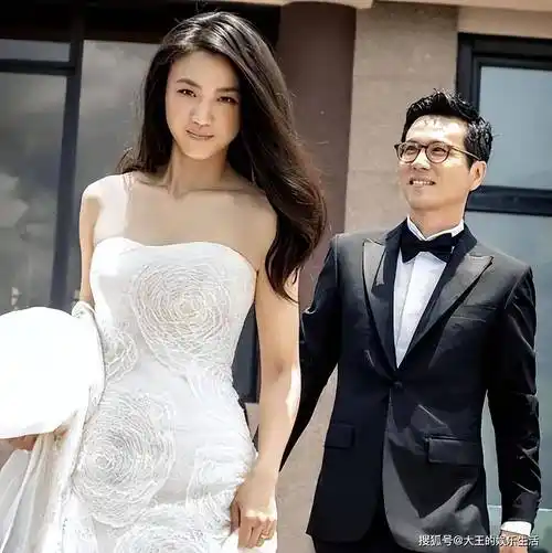 躲过了张若昀,却被48岁的男三号