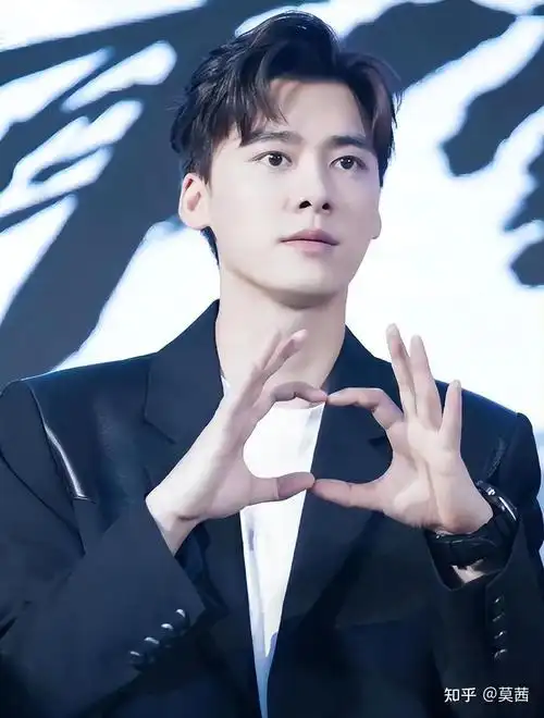 今天才知道,演员"李易峰"被封杀原因,原来是因为"李沁"