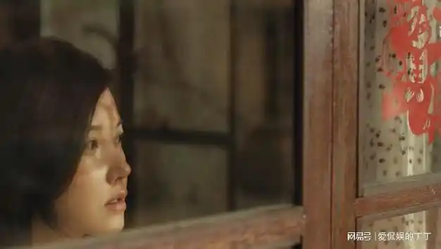 年代剧乘风踏浪本是冲广坤叔去的却被37岁女主惊艳了