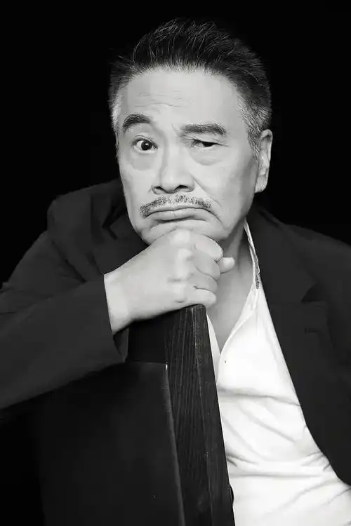 骗了几代人的吴孟达走了,香港飘落一片最好的绿叶__凤凰网