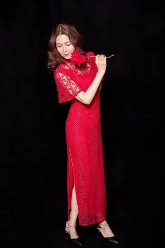 精致不失含蓄,优雅自如.看,旗袍佳丽们款款而来