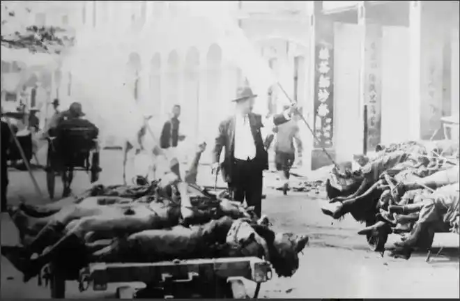 1927年,广州起义后的街头惨况,革命先烈曝尸街头反动派颐指气使_网易