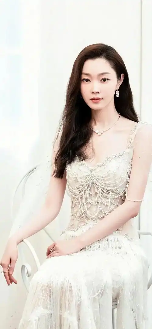 美女明星系列壁纸~宋轶