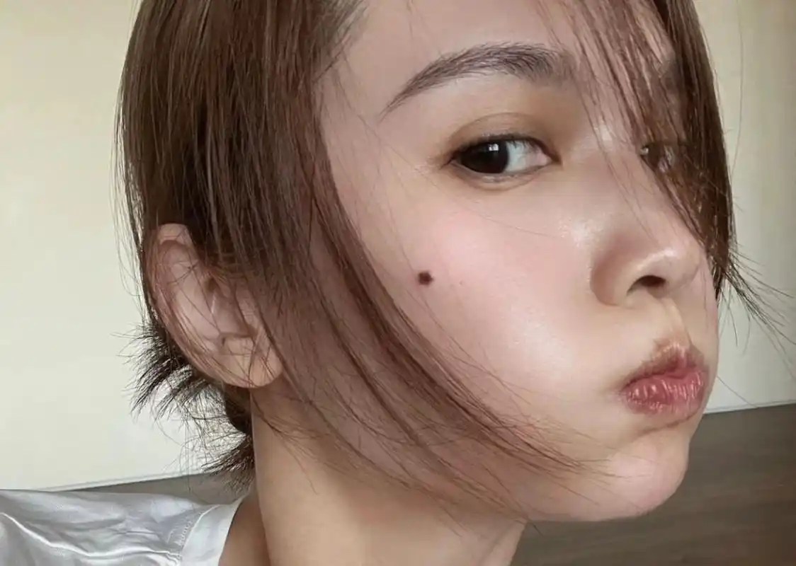 杨丞琳的素颜绝绝子 杨丞琳眉毛 杨丞琳的素颜真真绝了 尤其是她的