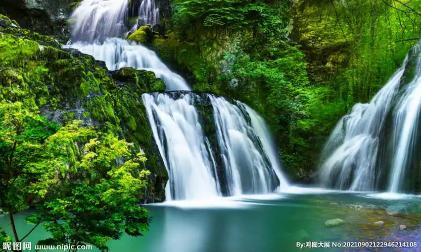 山水瀑布风景画图片