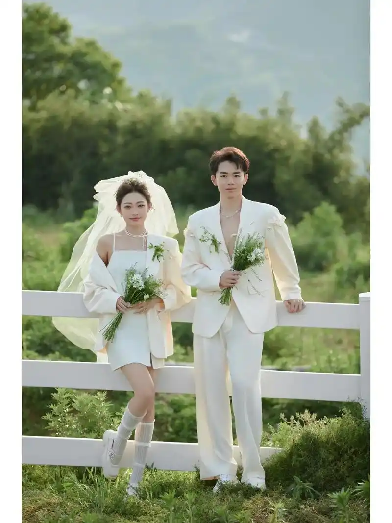 心动到无法自拔的韩系小清新婚纱照,快收藏.