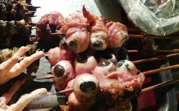 盘点中国十大奇葩小吃,看着吓人吃着香