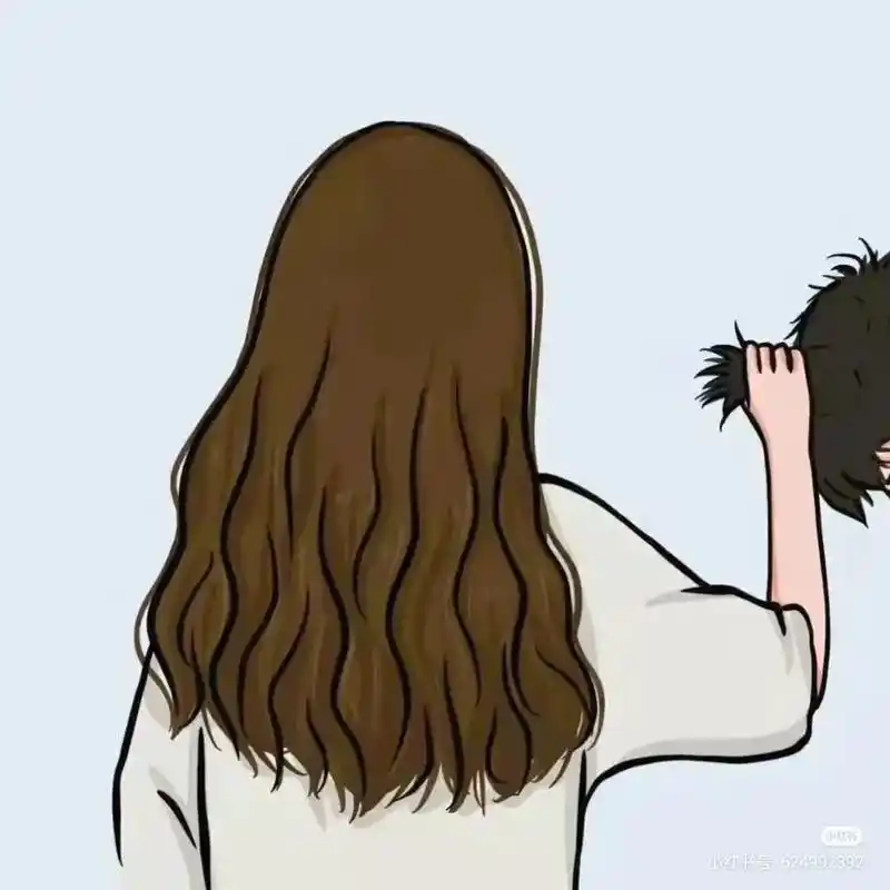 显出女生家庭地位的情侣头像来啦