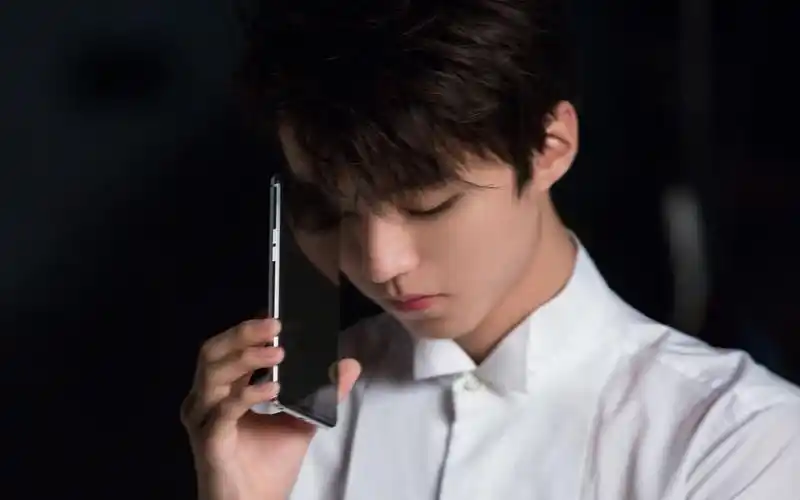 王俊凯代言写真帅气图片壁纸