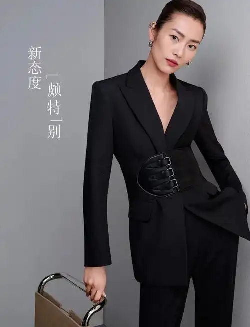 刘雯的颇特品牌代言宣传图,每一张都在审美上,网友:每一套都不敢尝试