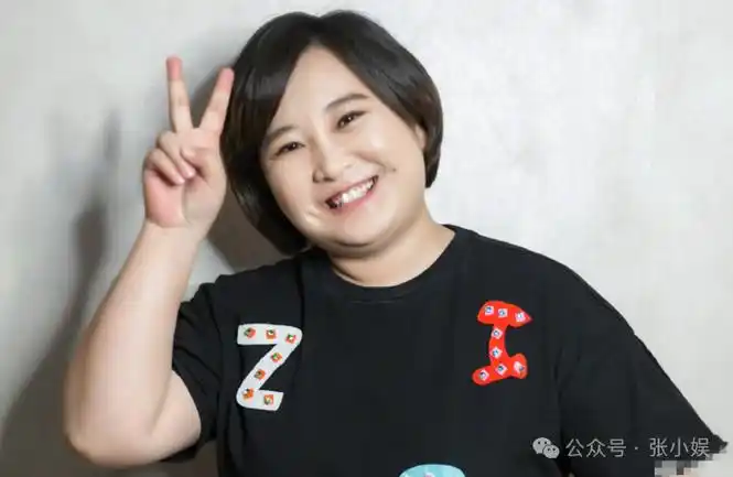 贾玲第一次拍时尚大片,小腿瘦成杆,根本不像42岁!_电影_时候_柳岩