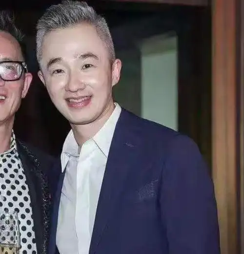 网曝东方台主持人处罚结果5位无限期吊销主持证房海燕被开除