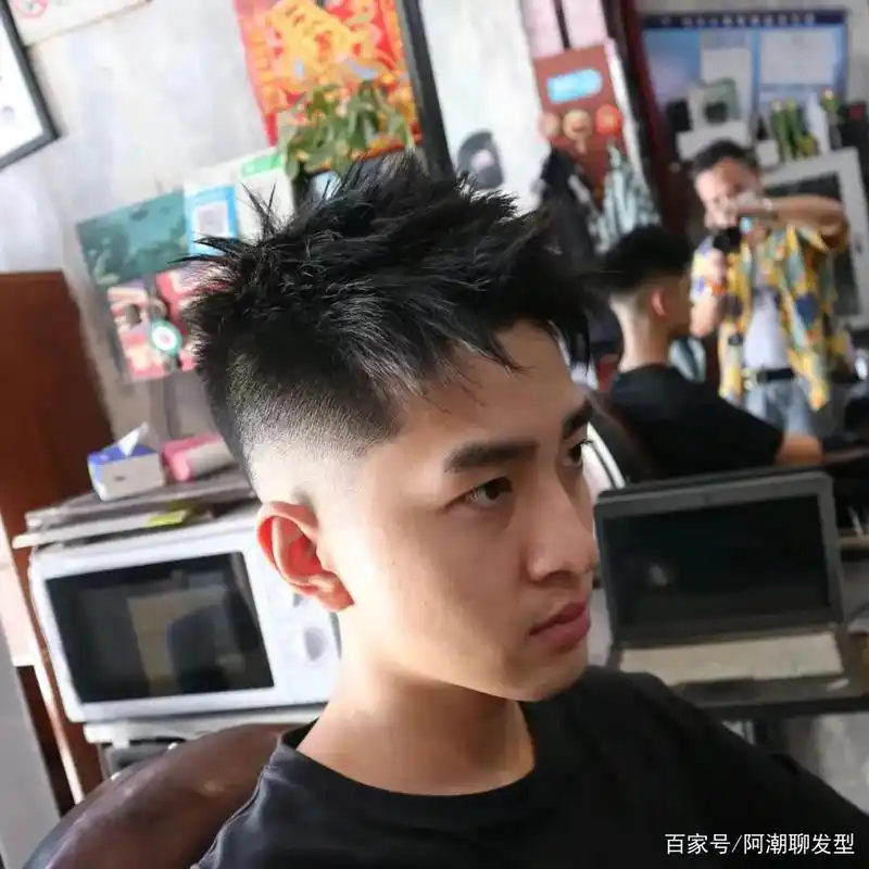 男生剪"短发"造型也很好看,试试这3款,剪完让你帅气十足!