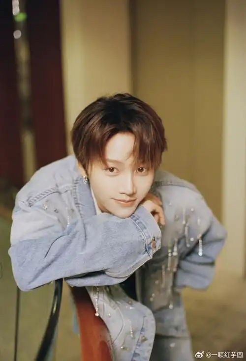 刘雨昕0420生日快乐