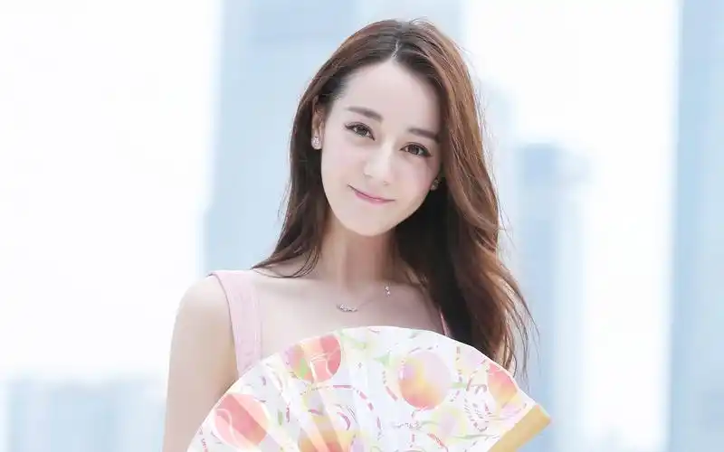 迪丽热巴超美写真壁纸人气小花迪丽热巴