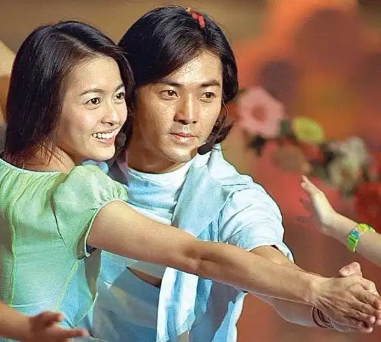 郑伊健情史:21年3个女人,1段婚姻,今54岁仍未生子|邵美琪|梁咏琪