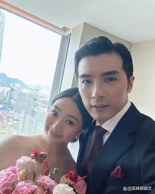 贺军翔,外形俊朗,演过很多偶像剧.