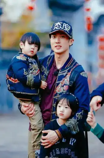 拥有与外貌相匹配的灵魂他是娱乐圈少有的完美男人