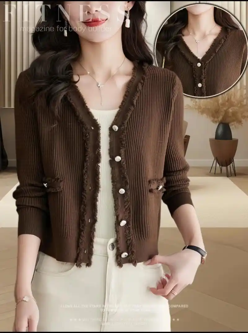 春款上新时尚小香风v领针织开衫短款外套女.春天,是绽放美丽的 - 抖音