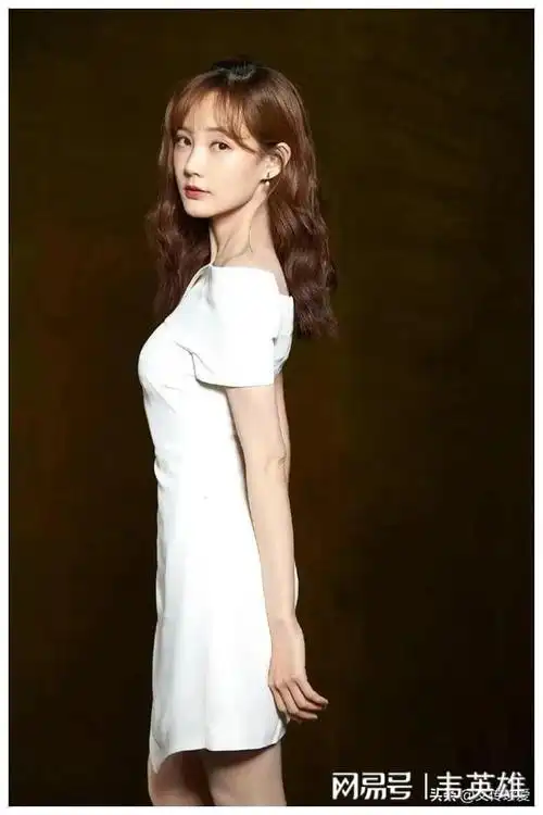谁是内娱第一美:李一桐也太好看了吧,好素好美,青春洋溢!