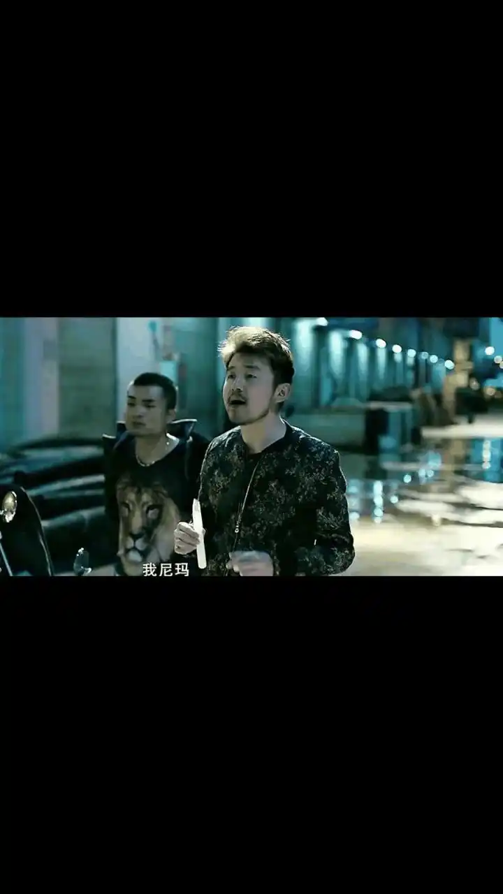 gif创作人# 宁浩筹拍《心花路放》时,打电话让雷佳音来客串一把,雷佳