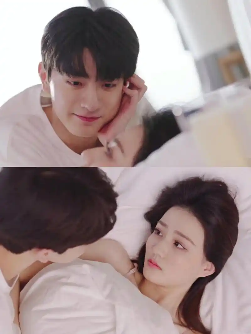 高甜嘴上叫学姐,看她的眼神却不算清白 由林一,徐璐主演.