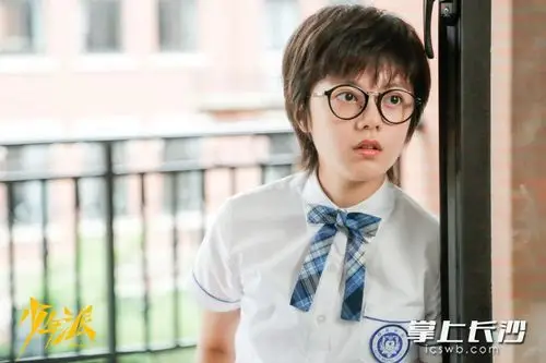 少年派里望女成凤生活中的闫妮却不想给女儿太多压力