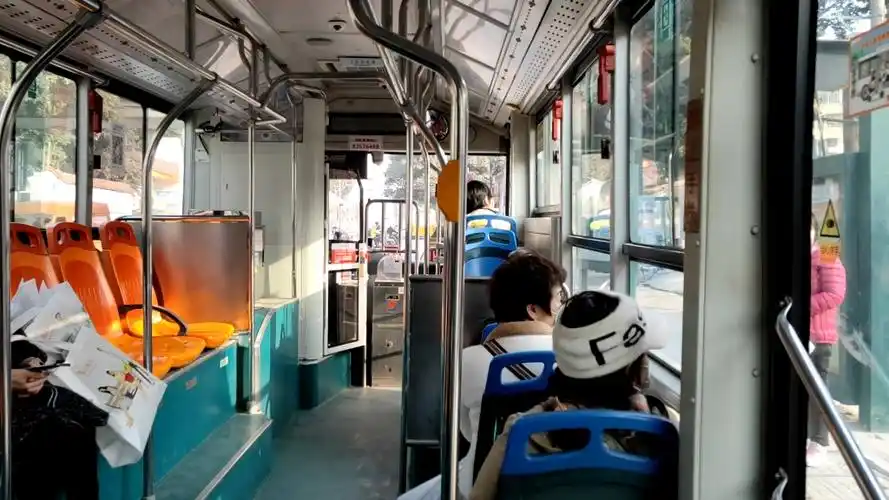 广州公交126路车内视角石井中学祥景花园