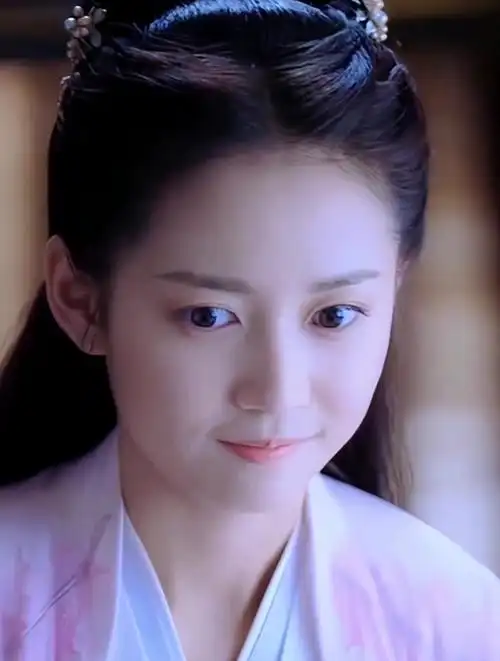 陈钰琪古装扮相真的很惊艳,打戏动作帅气,真是英姿飒爽