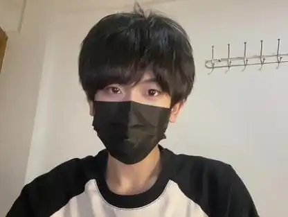 3万传四川一中学发生刑案,14岁学生在教室被同学砍杀身亡.