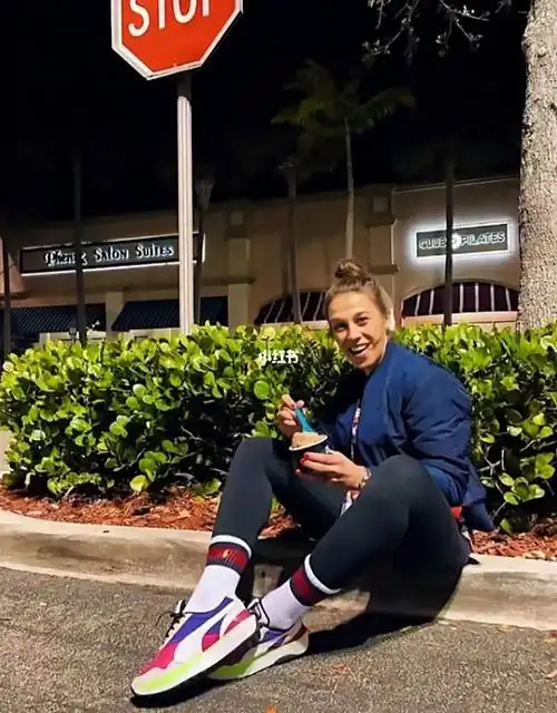 ufc异形女王乔安娜耶德尔泽西克近照