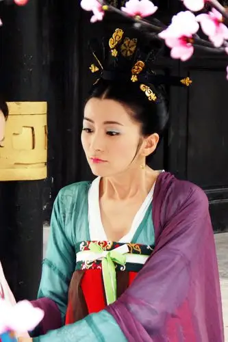 唐宫燕-孟凡-刘庭羽饰