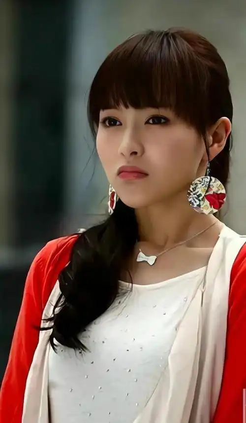 演员唐嫣饰演夏天美夏家三千金影视剧美图