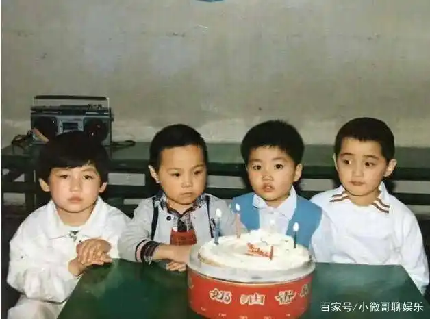 "眼睛会说话"的"老干部"靳东:成功靠得是敬业!