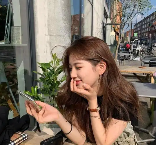 裴秀智清纯可爱性感一样不缺的女神