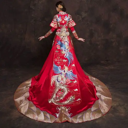 蔡梦琪秀禾服新娘2017新款敬酒服秋冬复古旗袍中国风修身中式婚纱拖尾