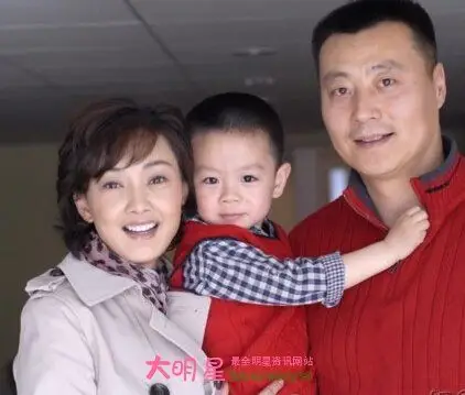 牛莉结婚了吗牛莉老公个人资料和照片