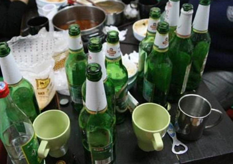 在农村,啤酒为啥难"混"下去?不是穷,原因却很现实!