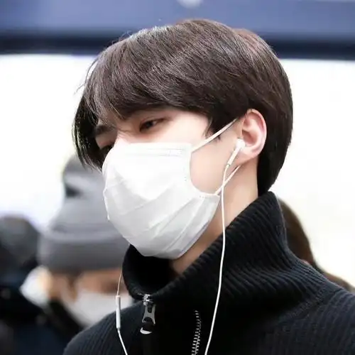 高领的吴世勋就是最撩的!