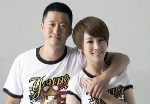 为圆吴京二孩梦,给儿子一个玩伴,谢楠这次真的怀孕了_孩子_问题_家庭