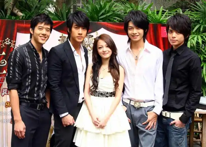 上头!这10部经典台湾偶像剧,听到音乐那一刻我就开始哭了!