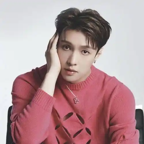 张艺兴又有新恋情了?_标准_社会_公众人物