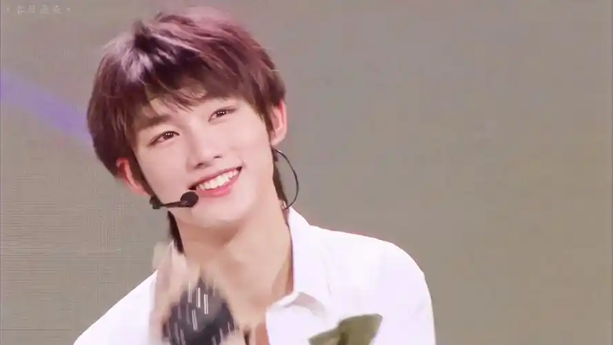 丁程鑫 - 堆糖,美图壁纸兴趣社区