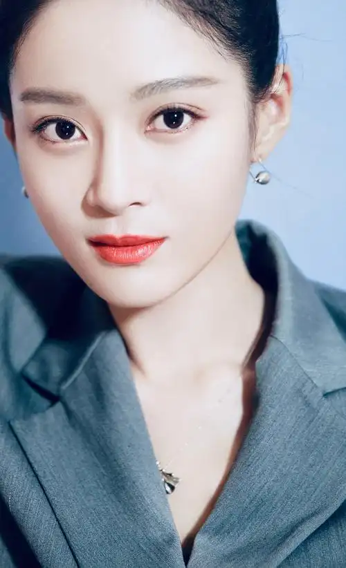 王媛可相关图片