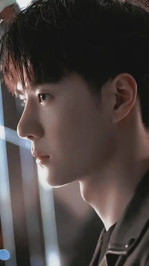 王一博#王一博的侧脸