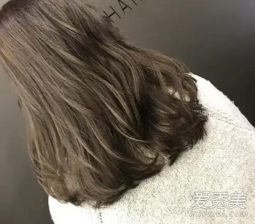 冷棕色是什么颜色适合什么肤色 冷棕色头发褪色后难看吗